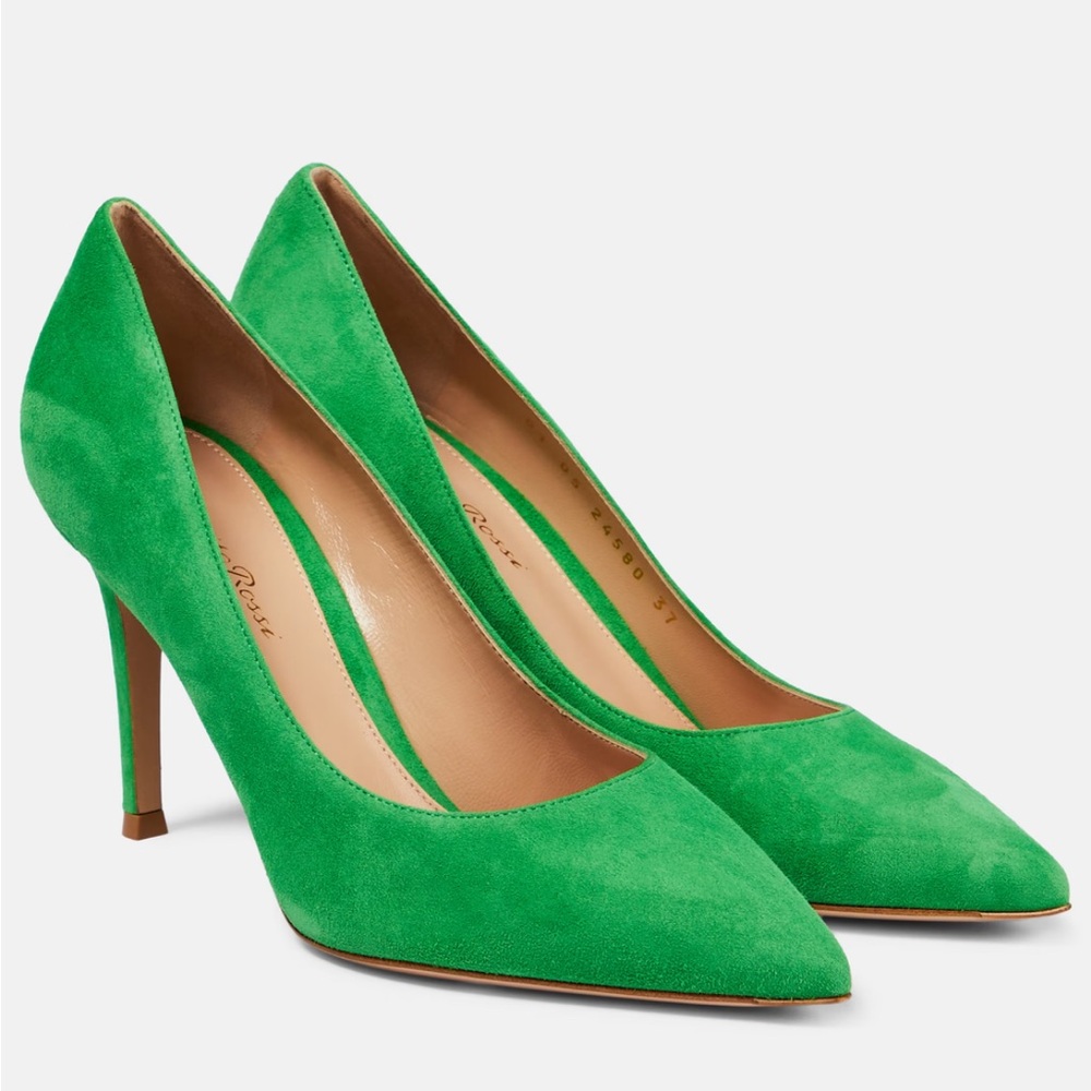 GIANVITO ROSSI
Gianvito 85 suede pumps